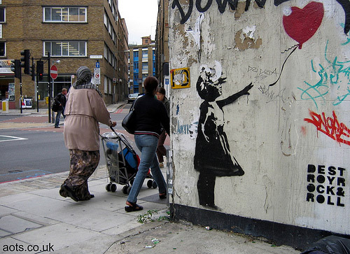 Banksy,London, Shoreditch, street art,graffiti,tour,guide,guided,walk,theft,