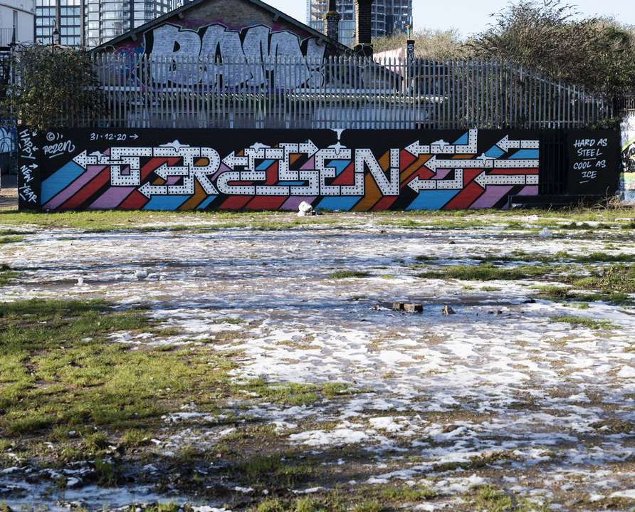 Streetart, Shoreditch, ShoreditchStreetArtTours, LondonStreetArt, LondonArtTours, LondonStreetArtTours, Streetartist, wall, graffiti. graffitiwriter, ice, weather, frozen, iceicebaby